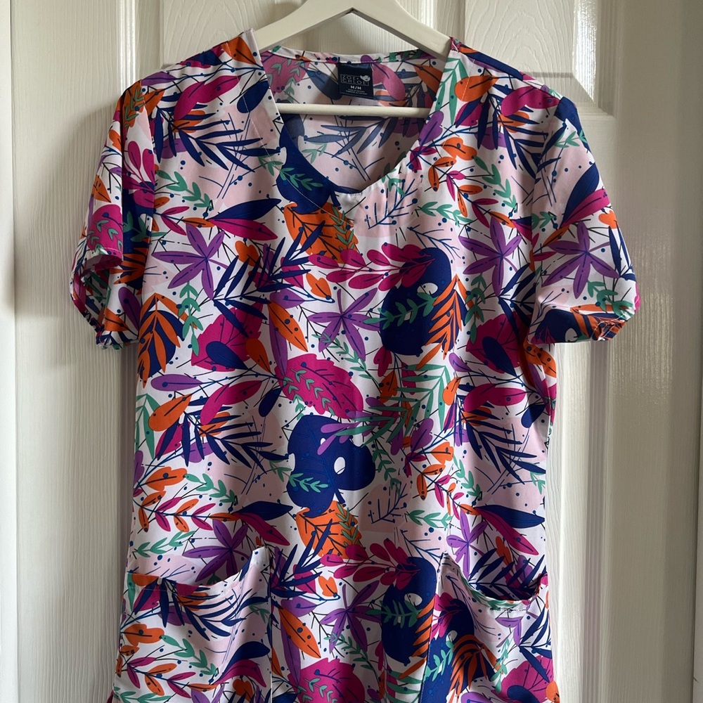 Colorful Floral Short Sleeve Top